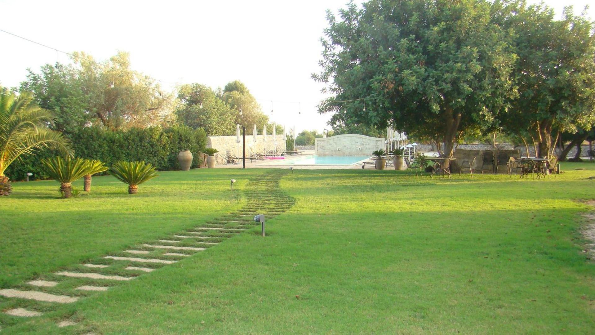 Masseria Ciancio Casa Serrafiori Luaran gambar