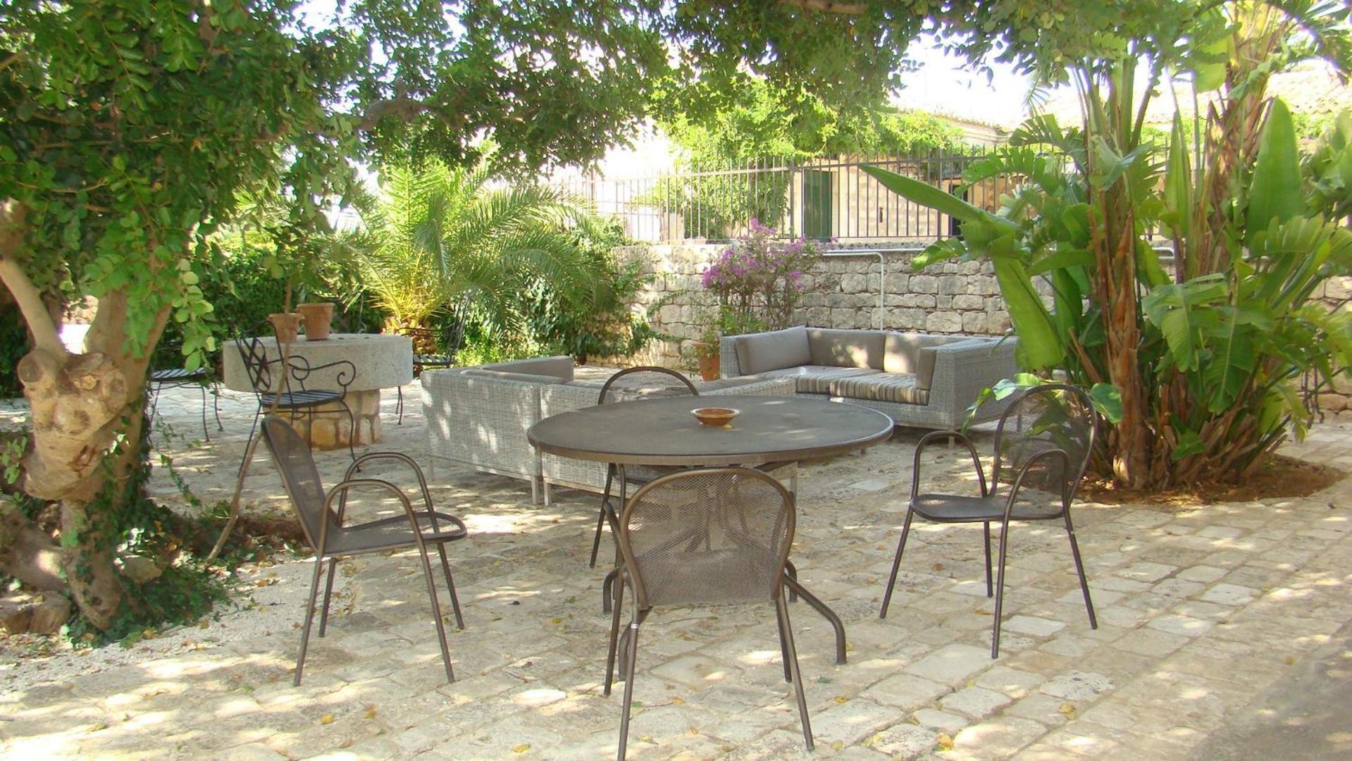 Masseria Ciancio Casa Serrafiori Luaran gambar
